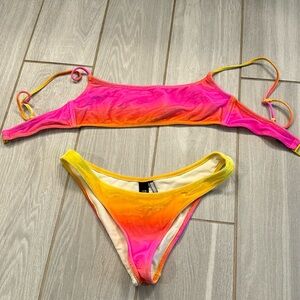 Triangl Bikini